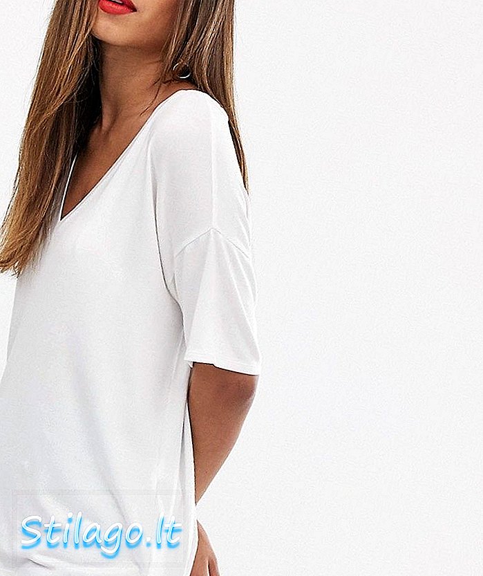 ASOS DESIGN - Μπλουζάκι με λαιμό και μεγάλη φανέλα σε λευκό χρώμα