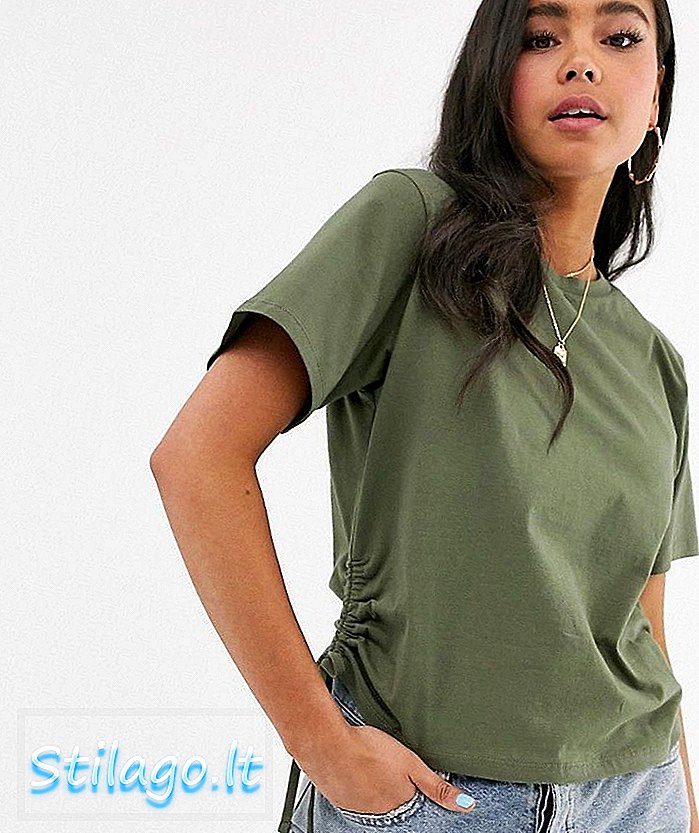 T-shirt ASOS DESIGN con increspato verde laterale