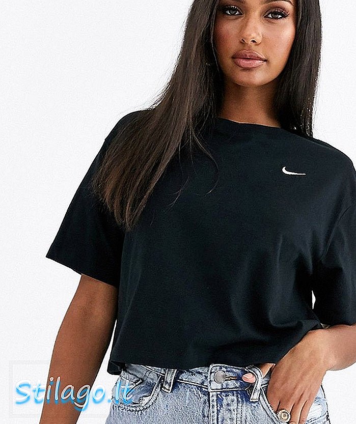 Majica Nike črna mini swoosh kroj