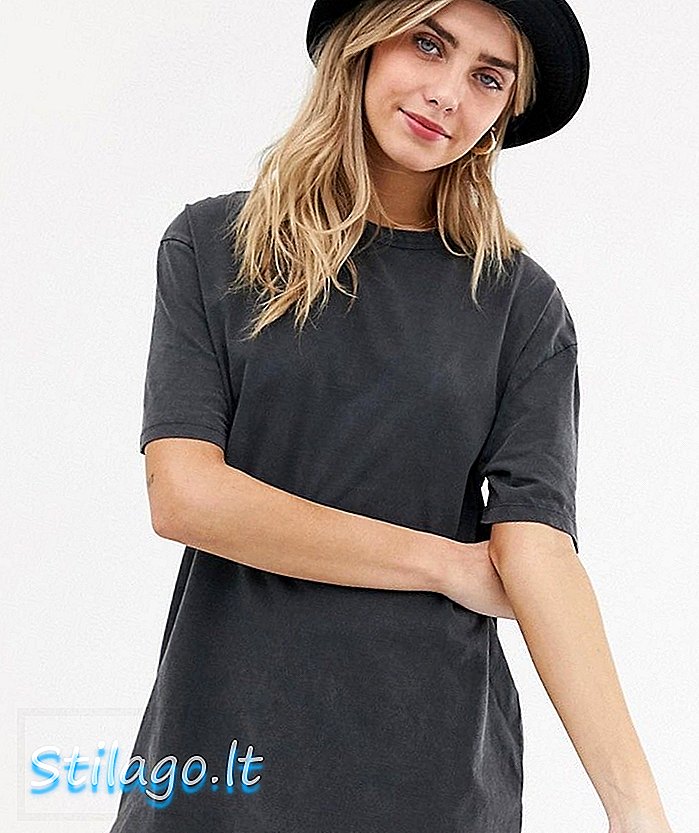 T-shirt oversize délavé à l'acide New Look en gris foncé