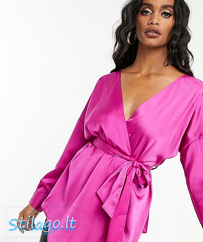 Missguided wrap-bluse med beltet midje i rosa-lilla