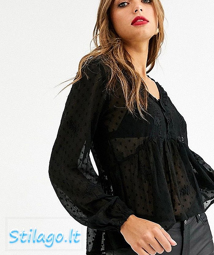 Chemise romantique Stradivarius en noir