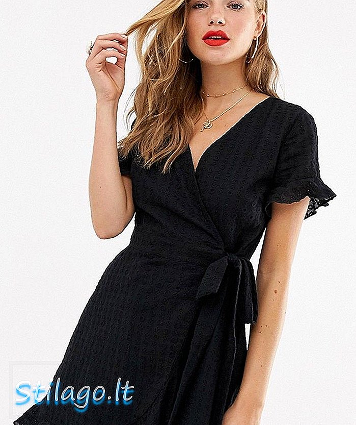 In The Style x Dani Dyer broderie renda bungkus mini dress depan dalam warna hitam