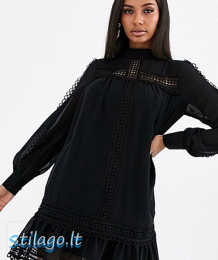 Vestido de crochet con cuello alto de Missguided en negro