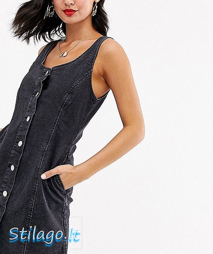 Gaun denim Miss Selfridge dengan butang berwarna hitam