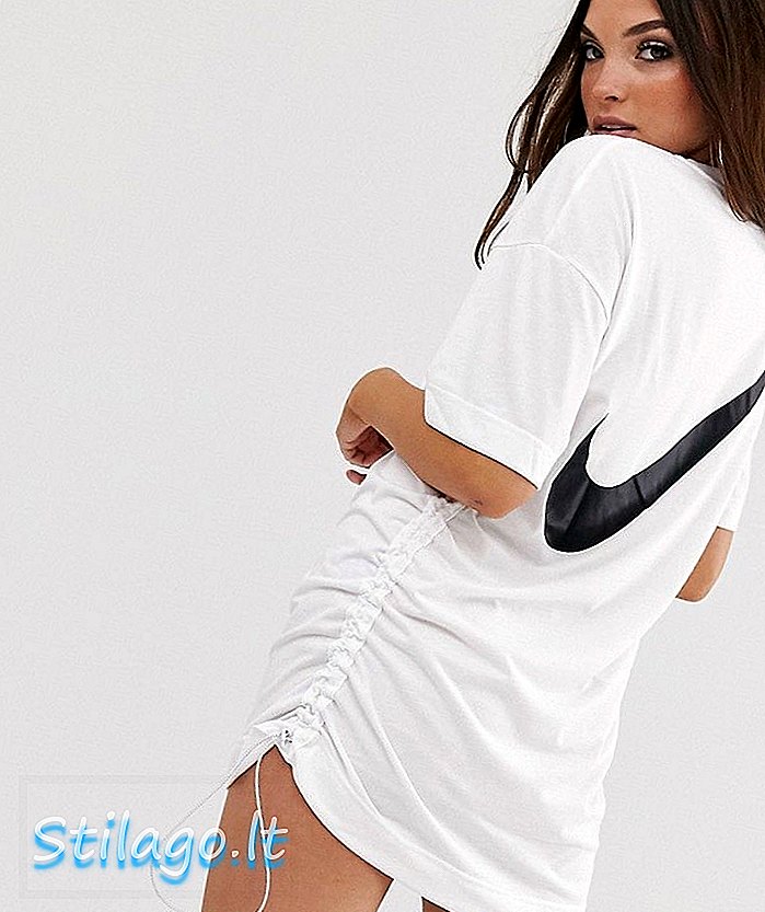 Vestido estilo camiseta con pliegues en el lateral blanco de swoosh de Nike