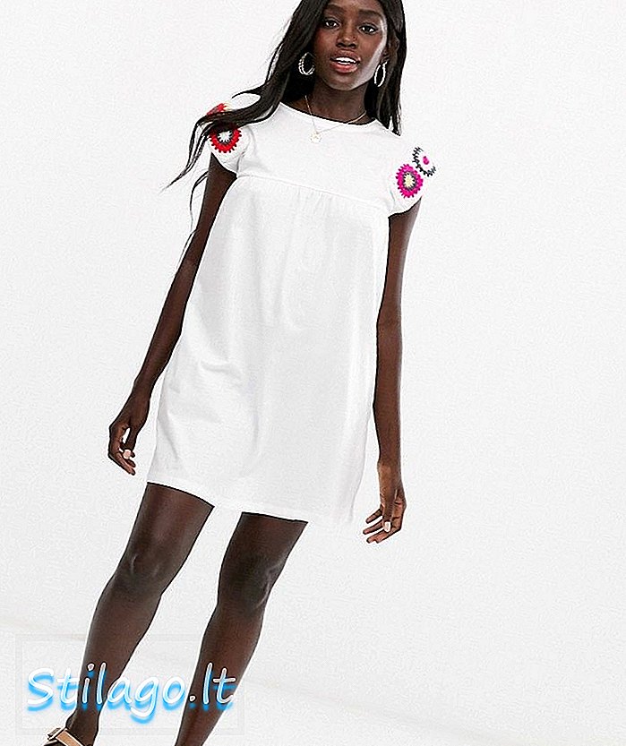 ASOS DESIGN mini smock kjole med hæklet detalje-hvid