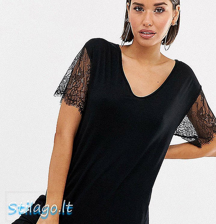 PrettyLittleThing exklusives Basic T-Shirt Kleid mit Spitzenärmel in Schwarz