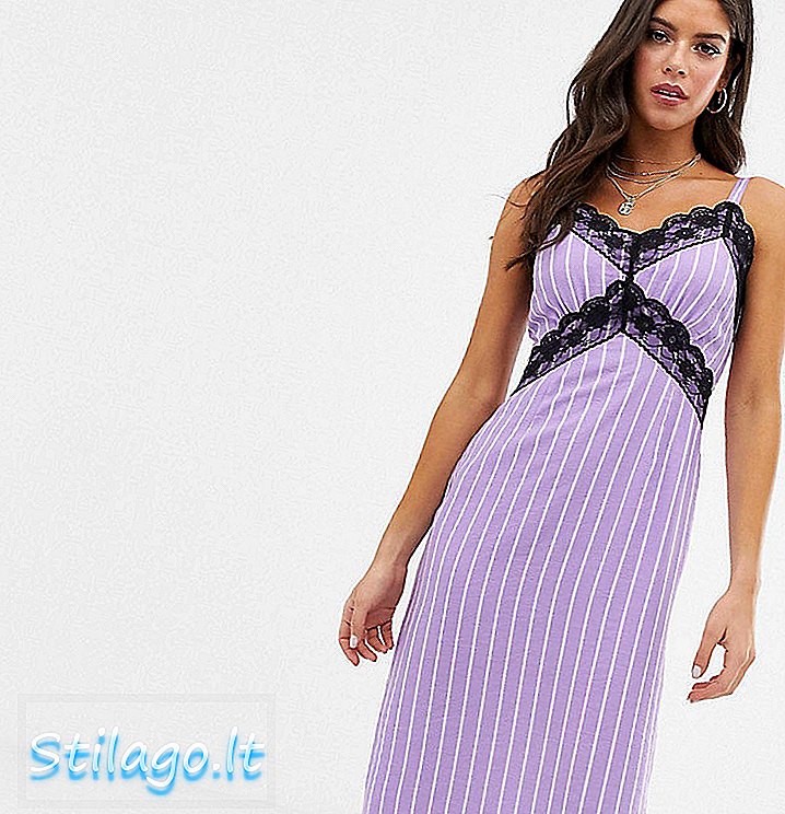 Glamoureuze lange cami-jurk met kantdetail in gestreept-paars