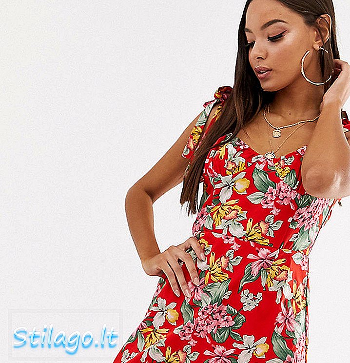 فستان PrettyLittleThing المتزلج الصغير مع ربطة عنق من الزهور الاستوائية الحمراء المتعددة