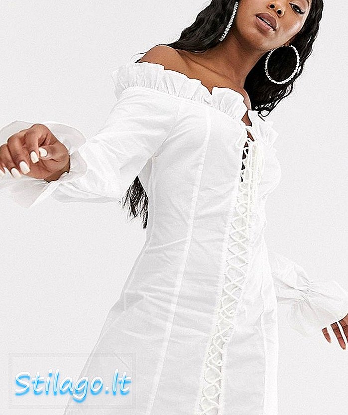 सार्वजनिक इच्छा ने सूती-सफेद में फीता अप सामने के साथ संरचित बर्डोट मिनी पोशाक