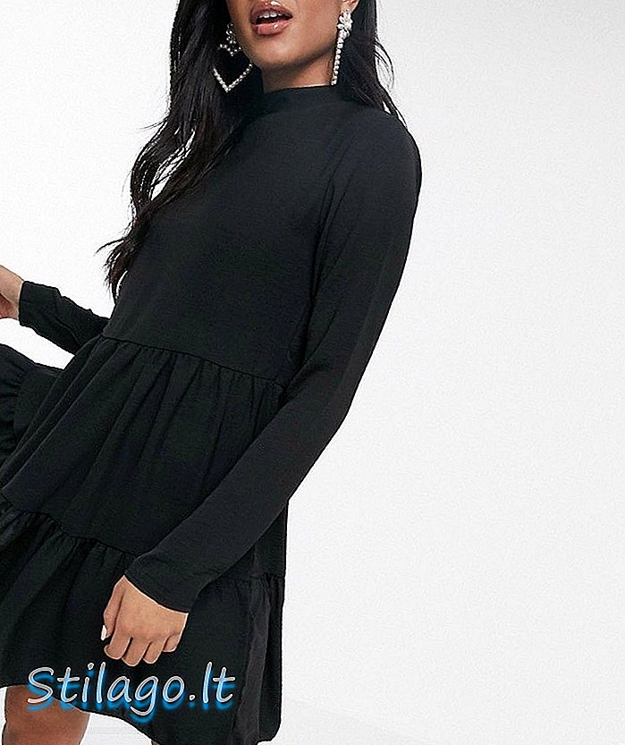 Boohoo mini smock dress với tay áo dài màu đen
