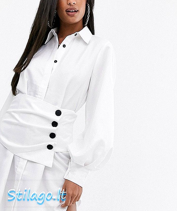 PrettyLittleThing krekla kleita ar detalizētu pogu jostasvietā baltā krāsā