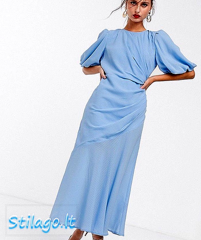 ASOS DESUSE ने सेल्फ चेक-ब्लू में पफ स्लीव के साथ मैक्सी ड्रेस पहनी