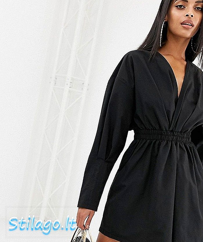 Платье-футляр PrettyLittleThing с глубоким вырезом и рюшами черного цвета