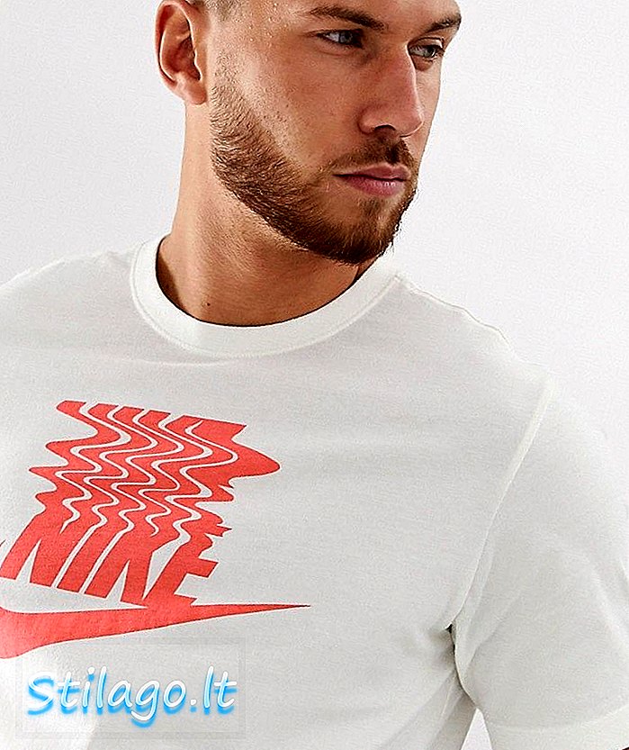 Nike Print T-Shirt in Weiß