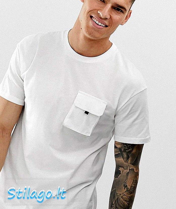 पांढack्या रंगात जॅक अँड जोन्स कोअर बॉक्स उपयुक्तता टी-शर्ट