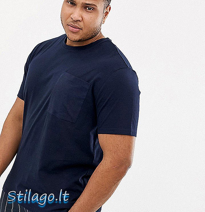 ASOS DESIGN Plus ekologisk avslappnad t-shirt med ficka i marinblå