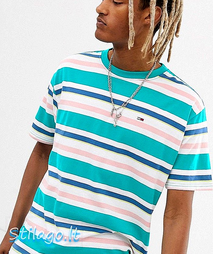 Tommy Jeans flagg logo stripe t-skjorte i aqua multi