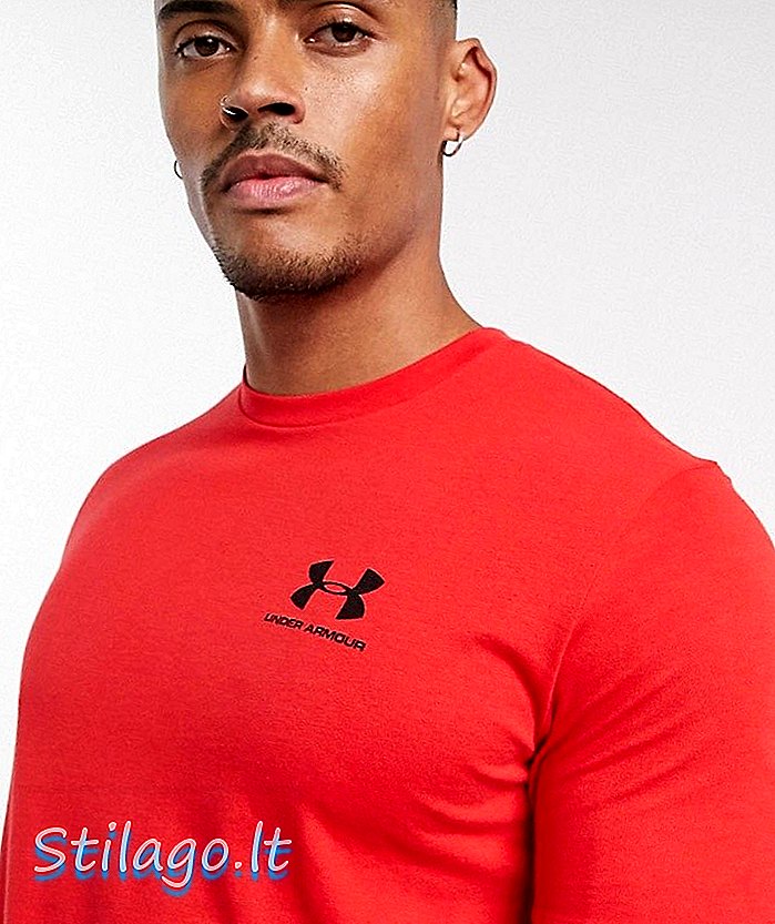 T-shirt con logo Under Armour in rosso