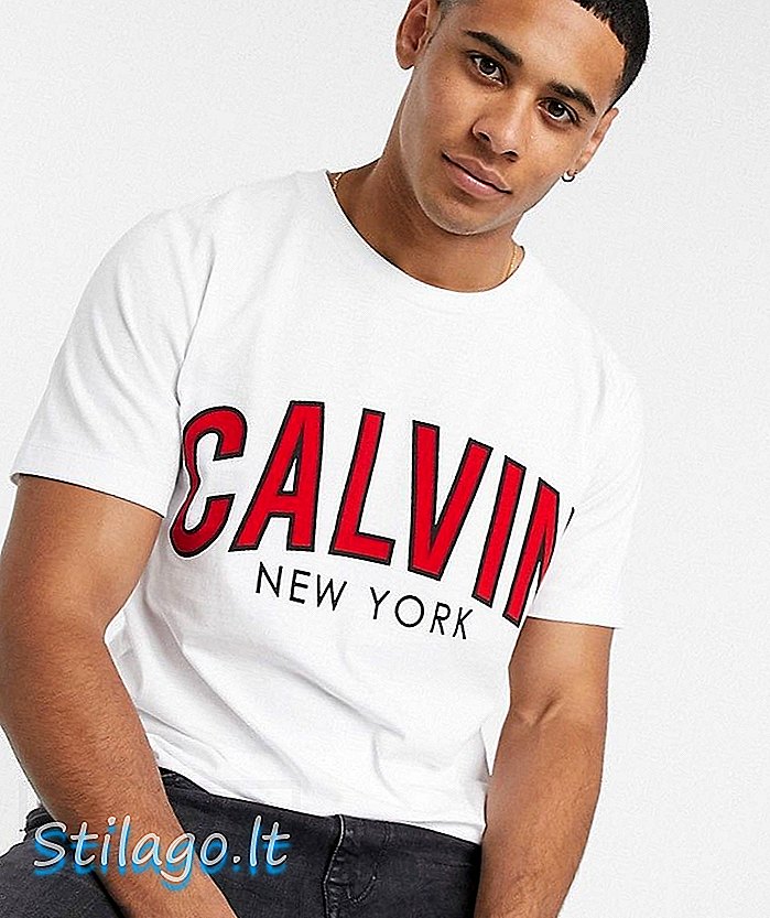 ג'ינס קלווין קליין מעוקל חולצת טריקו ורסיטי - לבן