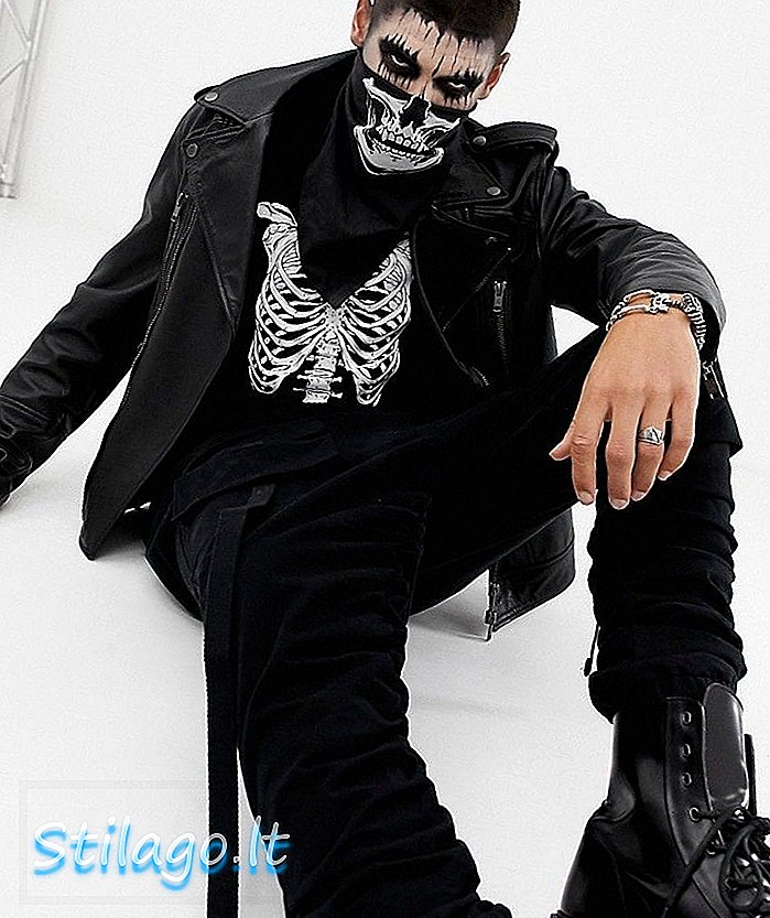 ASOS DESIGN kaos halloween dengan skeleton rib cage print-Black
