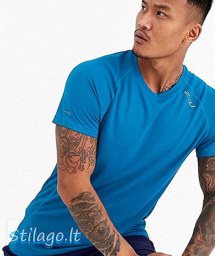 नीले रंग में 2XU XVENT शॉर्ट स्लीव टी-शर्ट