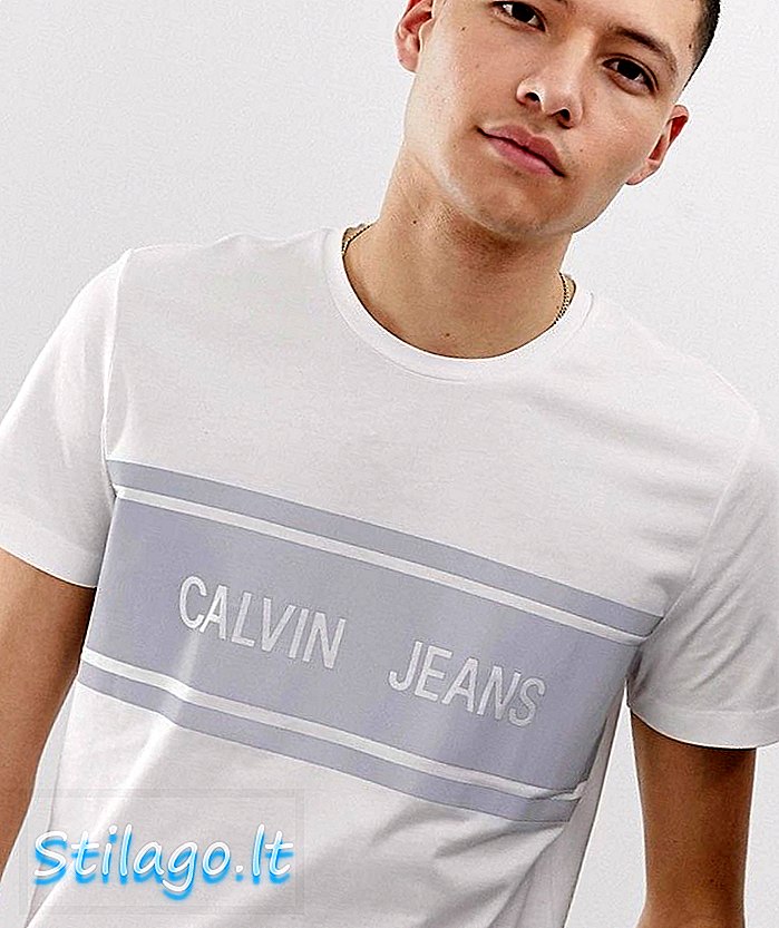 „Calvin Klein Jeans“ atspindinčios juostelės logotipas „slim fit“ marškinėliai-balti