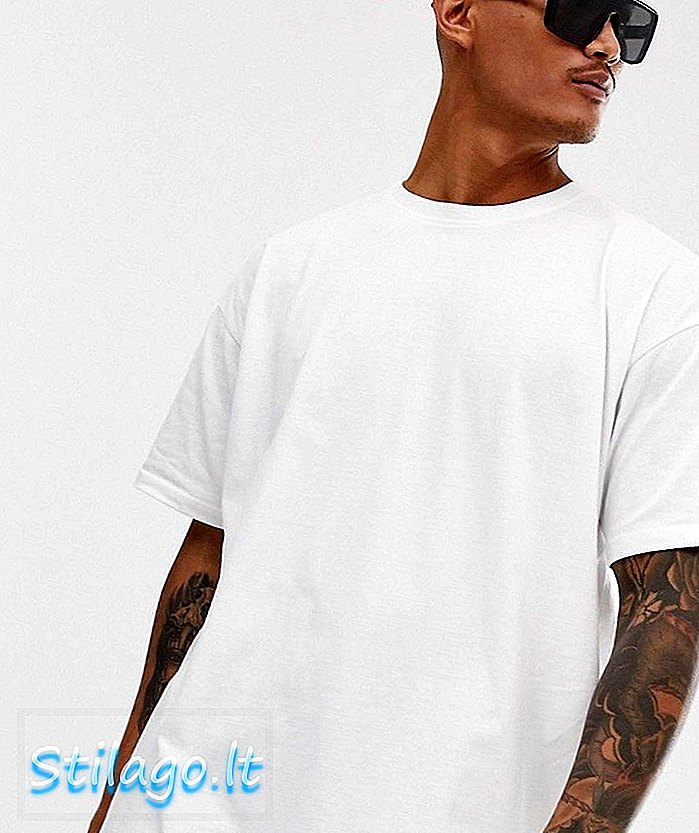 boohooMAN overdimensjonert t-skjorte med NYC taping i hvitt