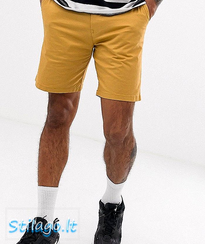 Pull & Bear chino shorts em mostarda com cinto-amarelo