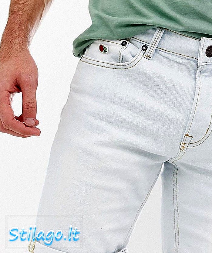 Dżinsowe szorty slim & pull w kolorze niebieskim
