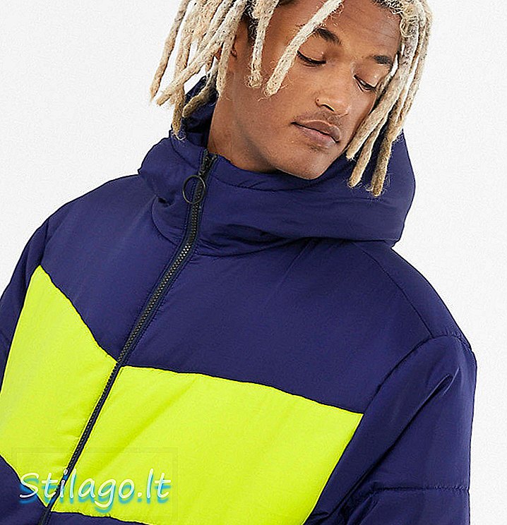 नेव्हीमधील कॉलझन रंगाने ब्लॉक केलेले पफर जॅकेट