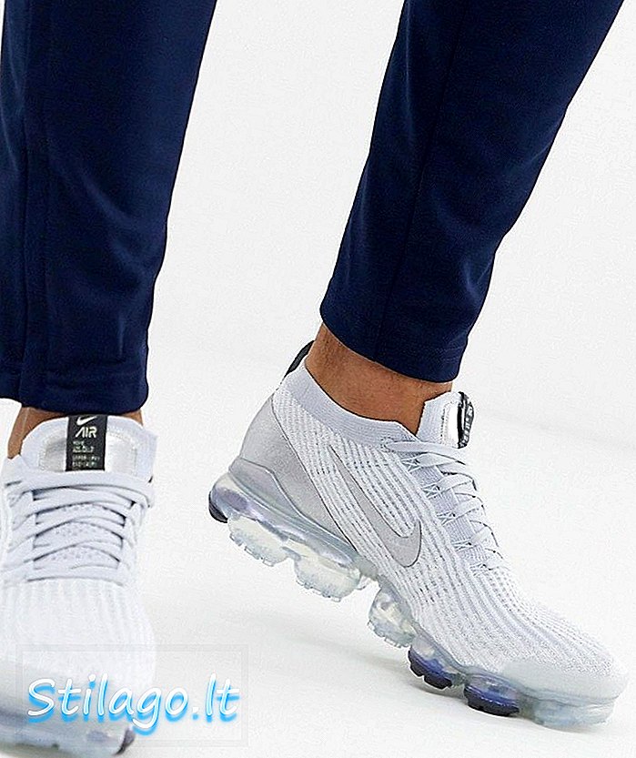 รองเท้ากีฬา Nike Vapormax Flyknit 3.0 เป็นสีขาว