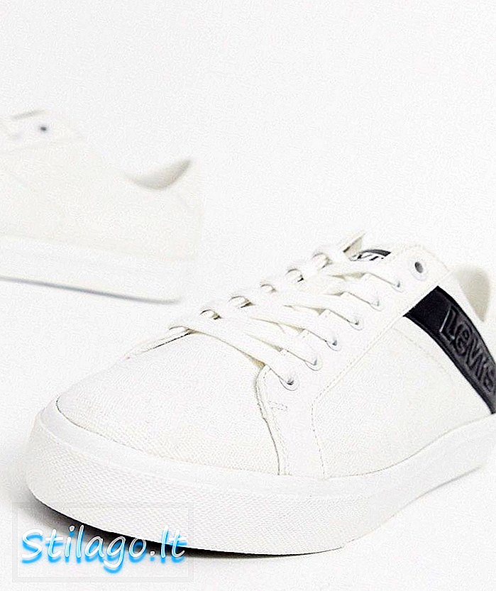 Sneaker Levi's Woodward berwarna putih